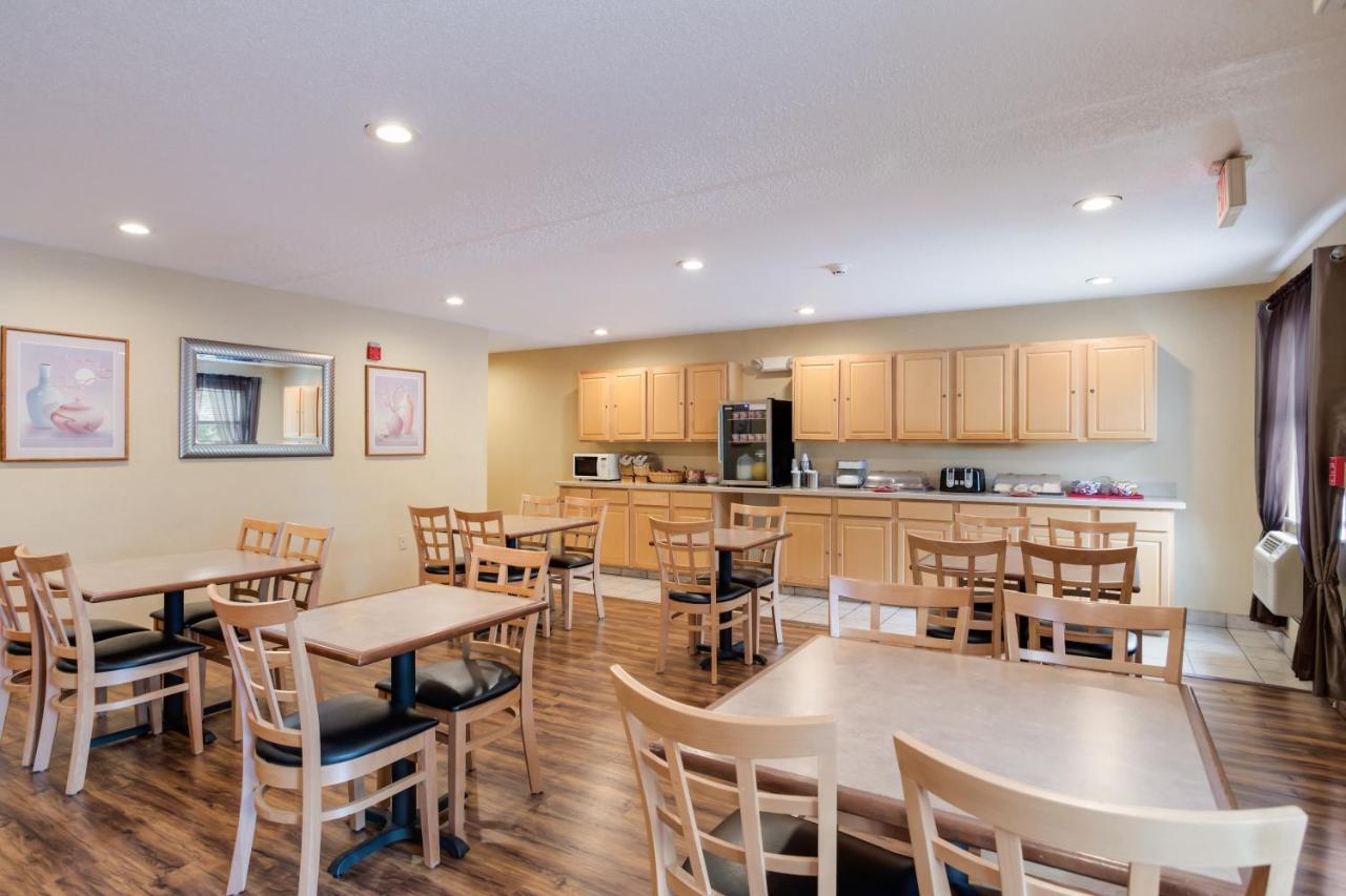 Econo Lodge Painted Post - Corning Εξωτερικό φωτογραφία