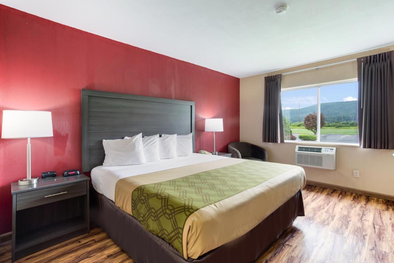 Econo Lodge Painted Post - Corning Εξωτερικό φωτογραφία